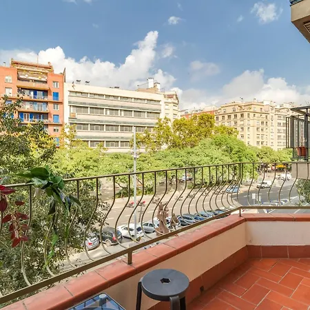 Very 5-bedroom 2 Full Bathroom * Barcelona